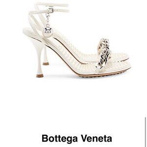 Bottega Veneta Cream Leather Chain Sandals